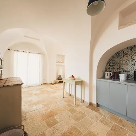 Helloapulia - Masseria Minetta Charming Experience צ'יסטרנינו