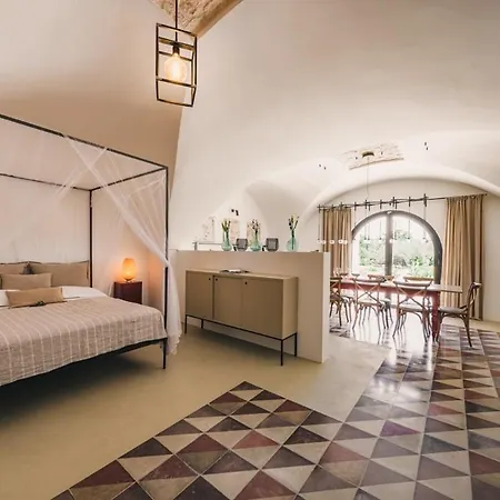Helloapulia - Masseria Minetta Charming Experience מלון דירות