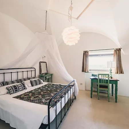 Helloapulia - Masseria Minetta Charming Experience צ'יסטרנינו